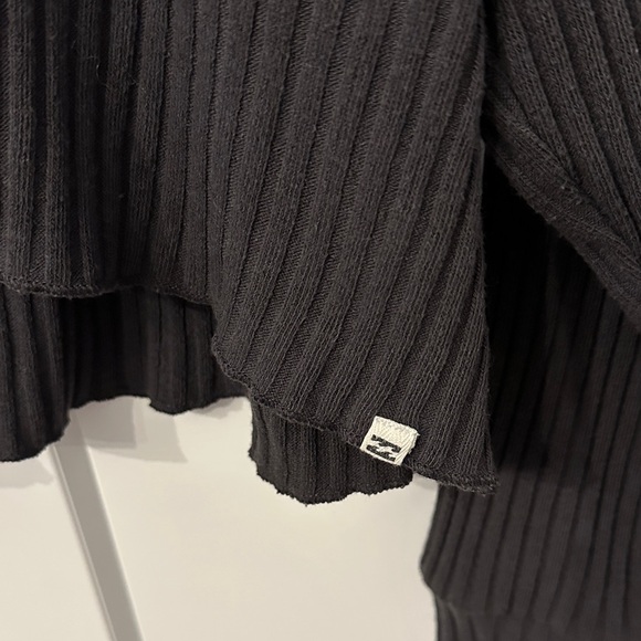 Charcoal Ribbed Knit Sweater - Picture 2 of 4